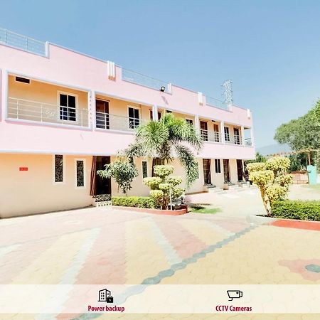 Oyo 68320 Bgr Residency Hotell Tirupati Exteriör bild