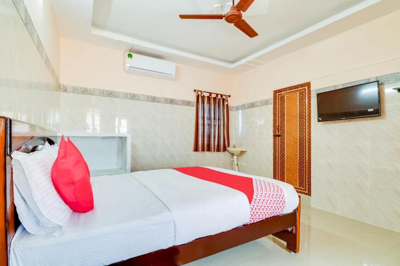 Oyo 68320 Bgr Residency Hotell Tirupati Exteriör bild